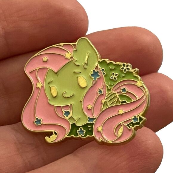 My Little Pony Minty Kawaii Chibi Enamel Pin - Picture 3 of 8
